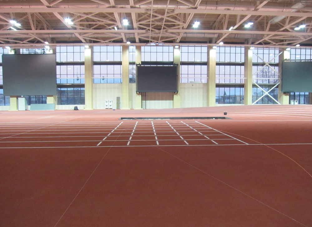 Дворец спорта мгсу. Вызов манеж. Вересники манеж киров. Дворец спорта мгсу. Легкоатлетический манеж челябинск.